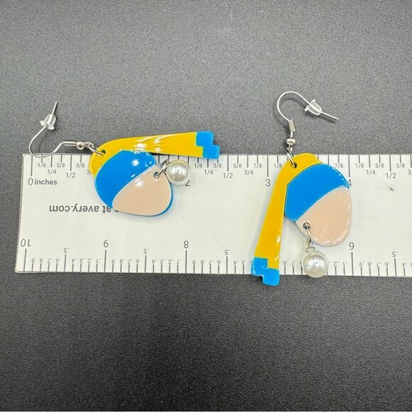 Girl With the Pearl Earring Pierced  Dangly Acrylic Earrings - Artsy Style - Picture 7 of 9